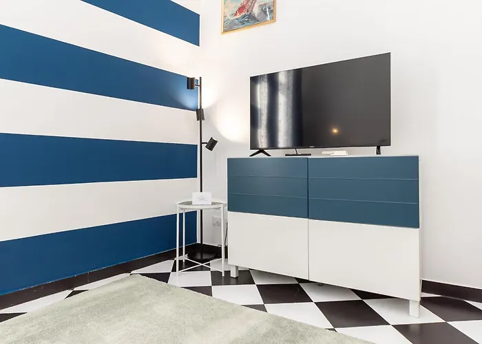 L'acquario Del Principe, Vicoli, Porto E Lanterna Apartamento