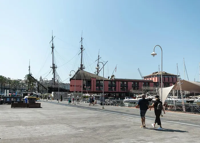 L'acquario Del Principe, Vicoli, Porto E Lanterna Apartamento *