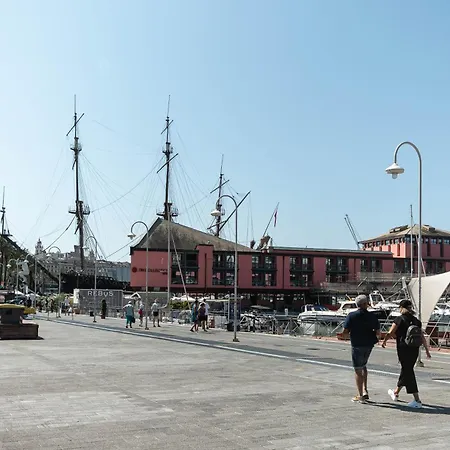 L'acquario Del Principe, Vicoli, Porto E Lanterna Apartmán *